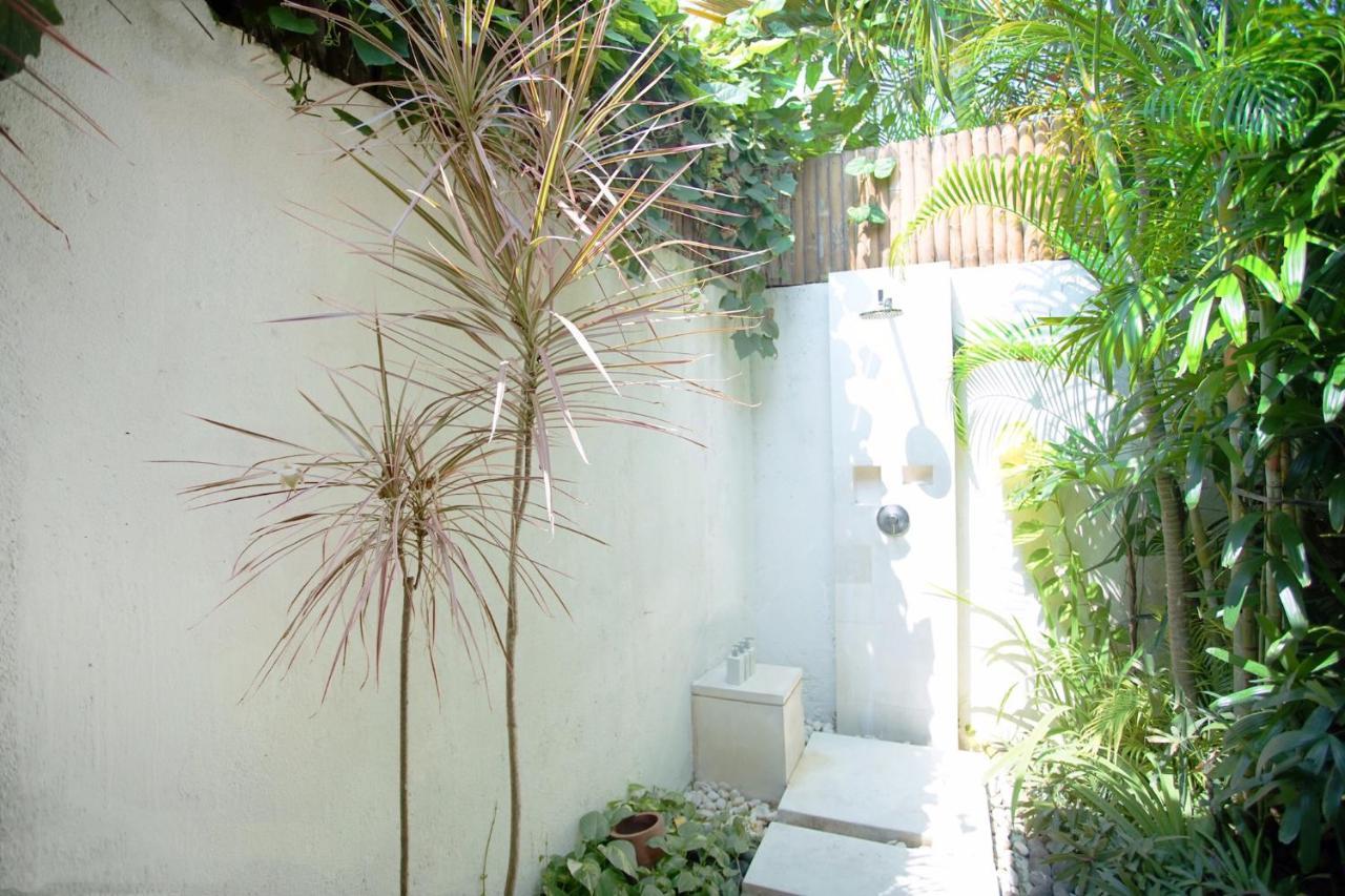Villa Bali Asri Batubelig Seminyak Exteriör bild