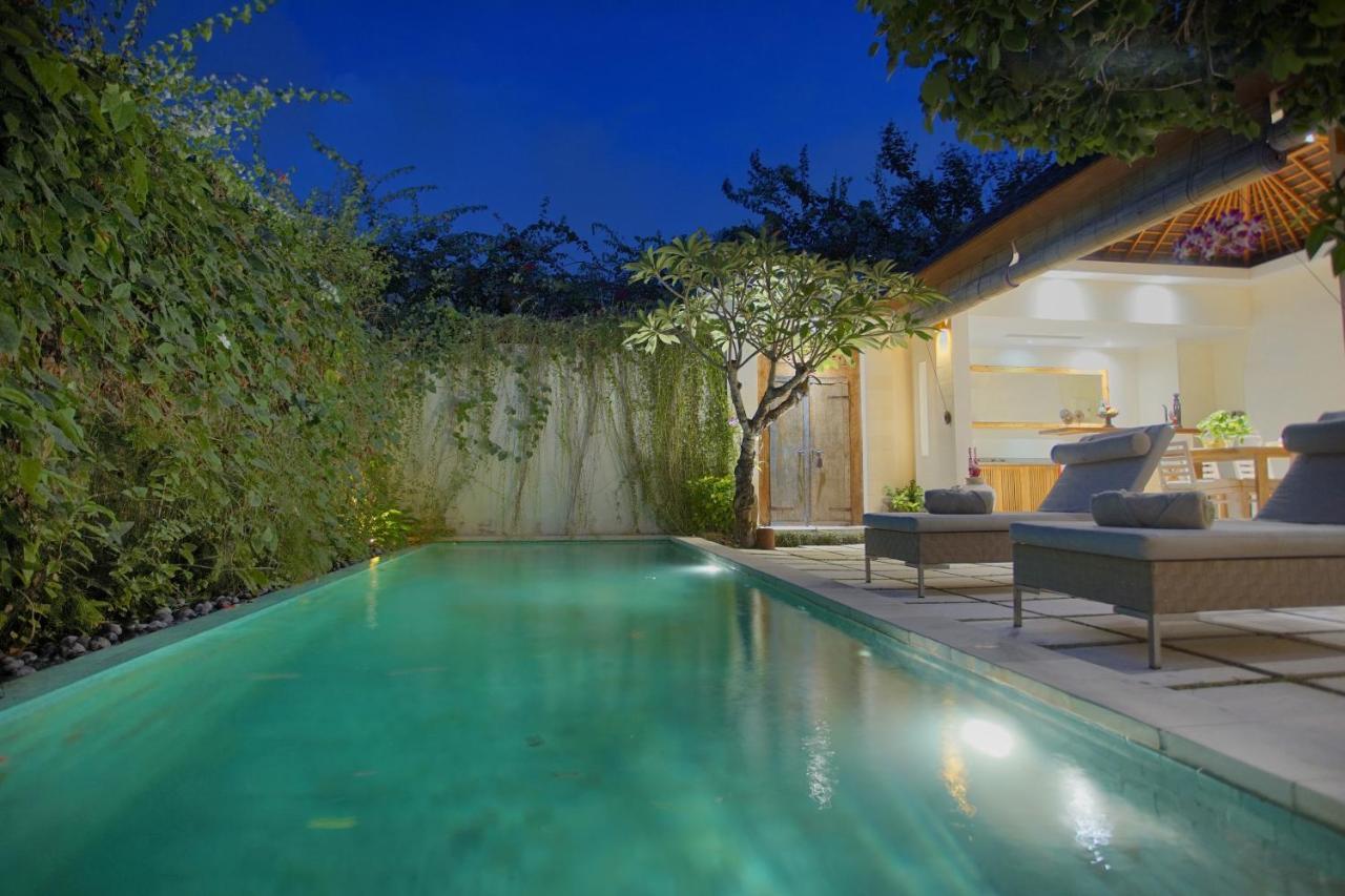 Villa Bali Asri Batubelig Seminyak Exteriör bild