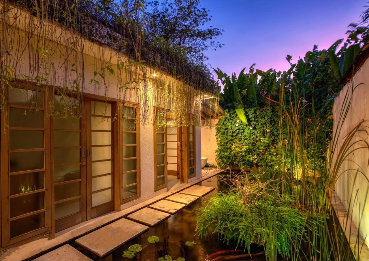 Villa Bali Asri Batubelig Seminyak Exteriör bild